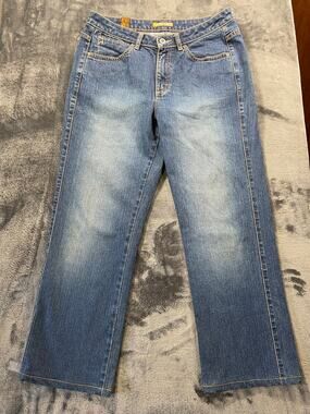 Aura by Wrangler Womens Regular Rise Front Seam Bootcut Jeans Size 10 Med Wash